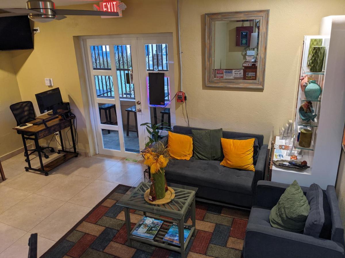 Midtown Guest House Charlotte Amalie Dış mekan fotoğraf
